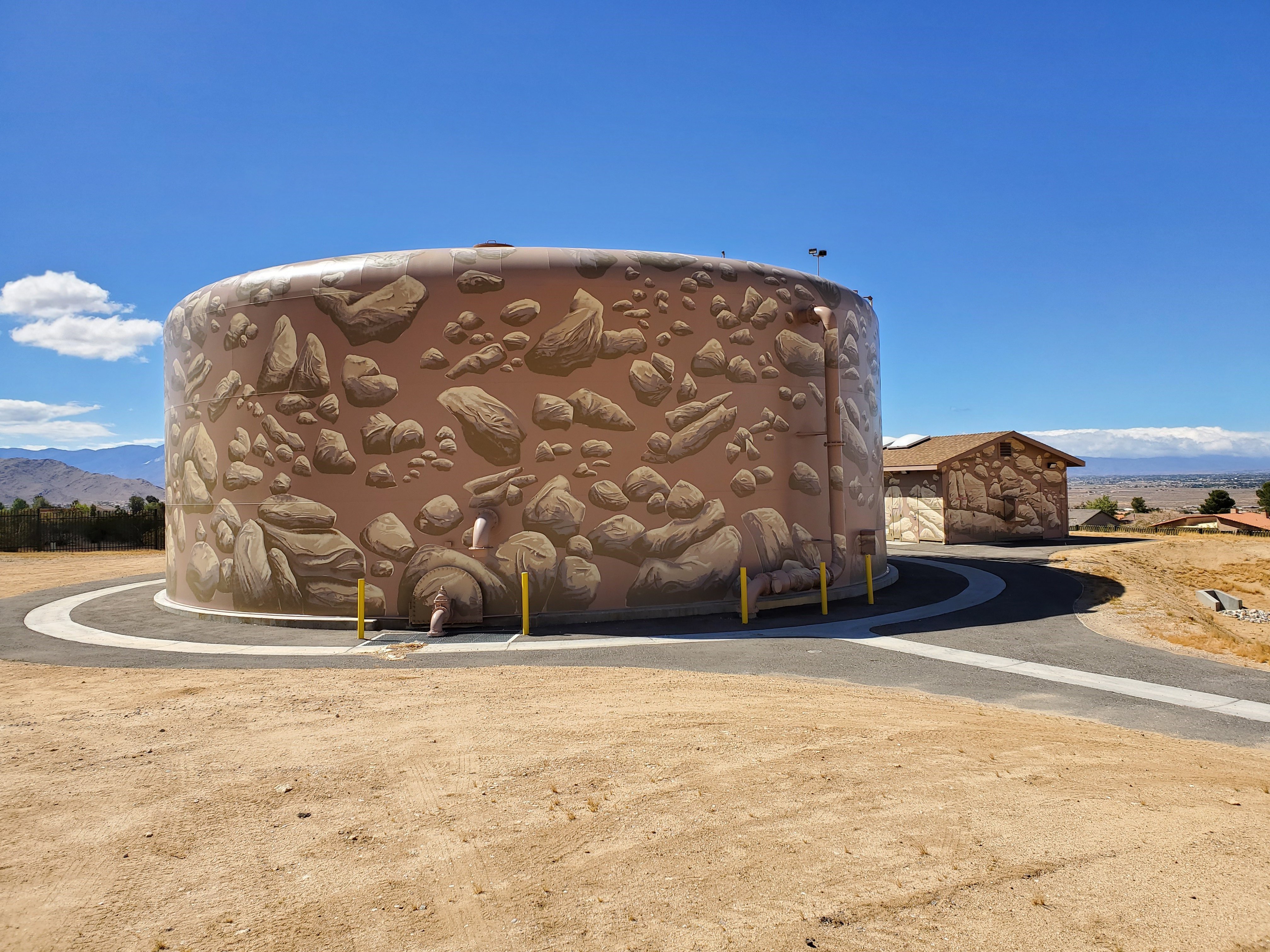 Apple Valley Water Tank Tnemec Company, Inc.